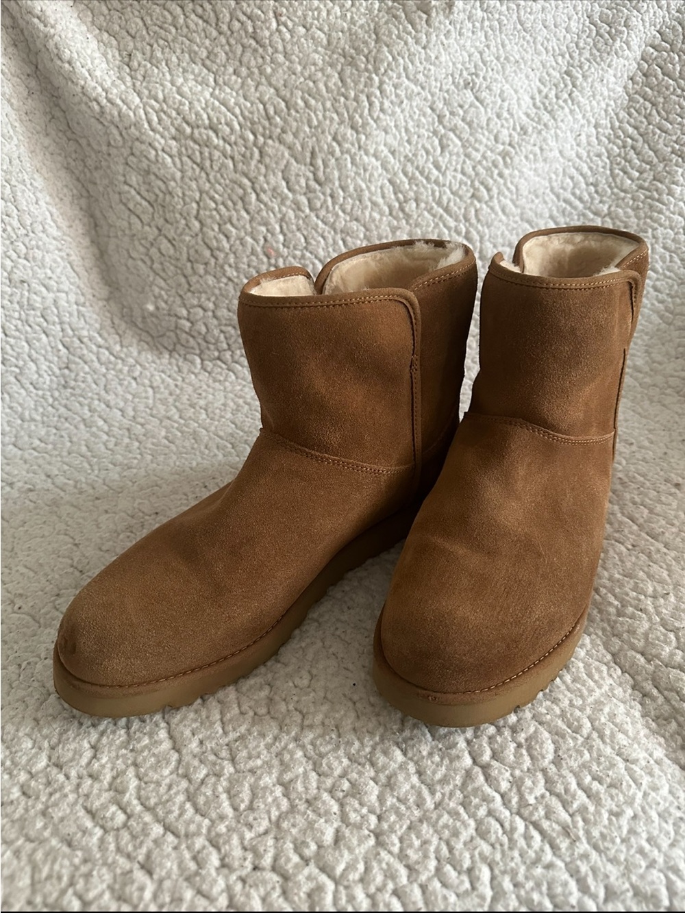 UGG CORY II Chestnut Suede Shearling-Lined Short Boots